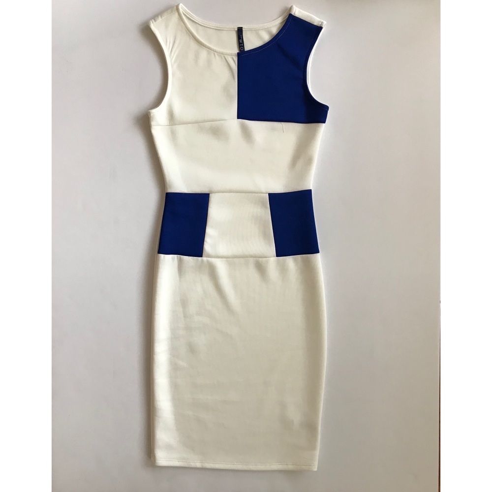 Body-con Dress - Picture 3 of 5